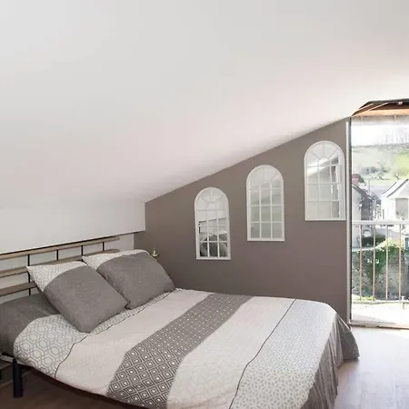 Holiday home Les Chemins Du Mont *