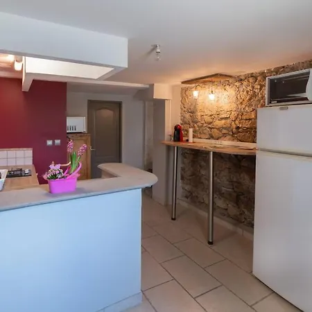 Les Chemins Du Mont Holiday home Lortet